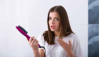 How to Clean Straightening Brush (3)